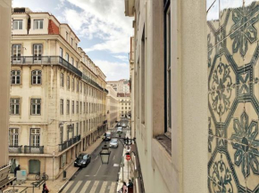 SJ1D+E Heart of Baixa NEW A/C Spacious 2 apts 5br2ba